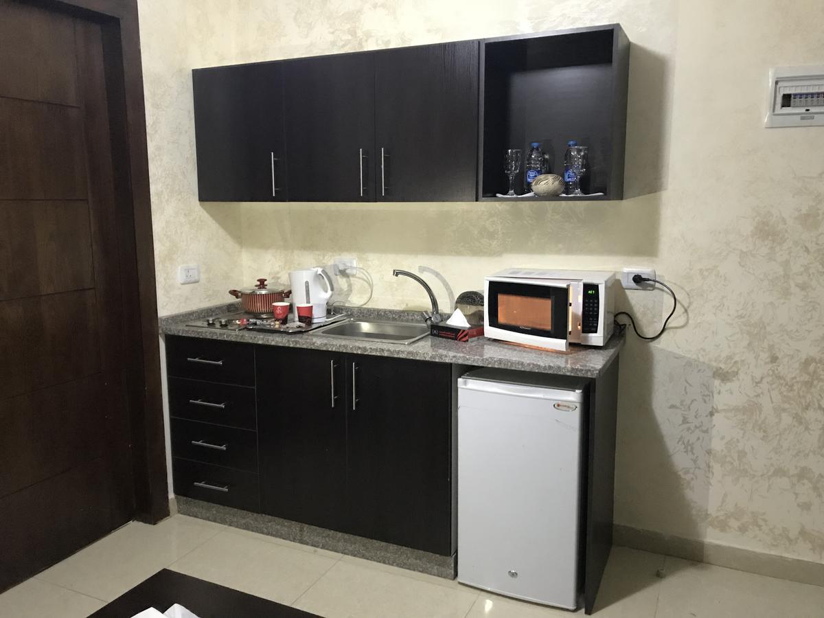 Al Haneen Hotel Apartments Safut Экстерьер фото